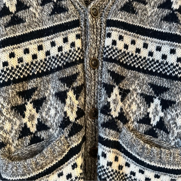 American Eagle | Cardigan Sweater Small - Picture 3 of 7
